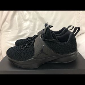 Nike Air Jordan Trainer 2 Flyknit Black Silver New
